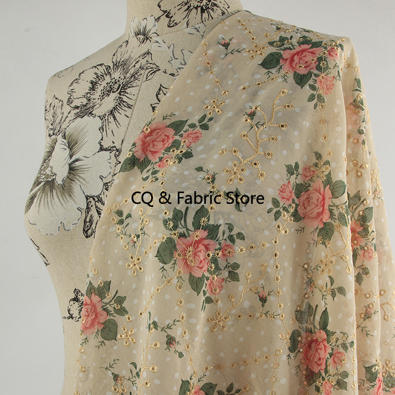 Embroidery Roses - Nuovo tessuto chiffon stampato con motivo