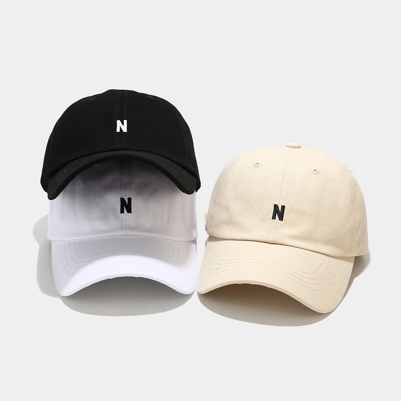 Cappello da Baseball in Cotone - Embroidery Letter N recensione e prezzo