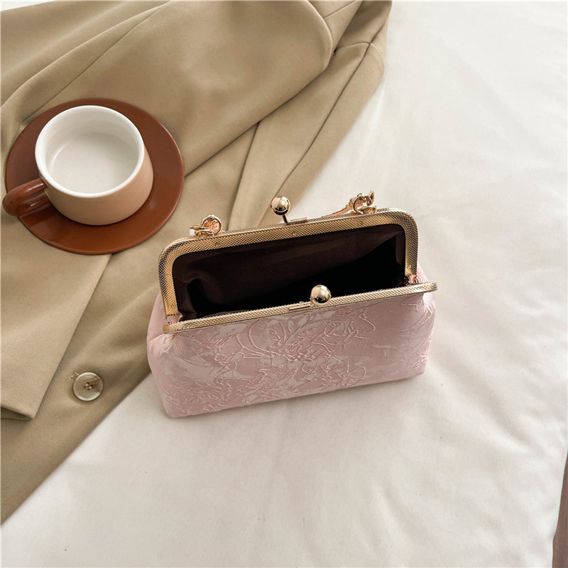 Borsa classica vintage in pizz - Embroidery Kit Pouch recensione e prezzo