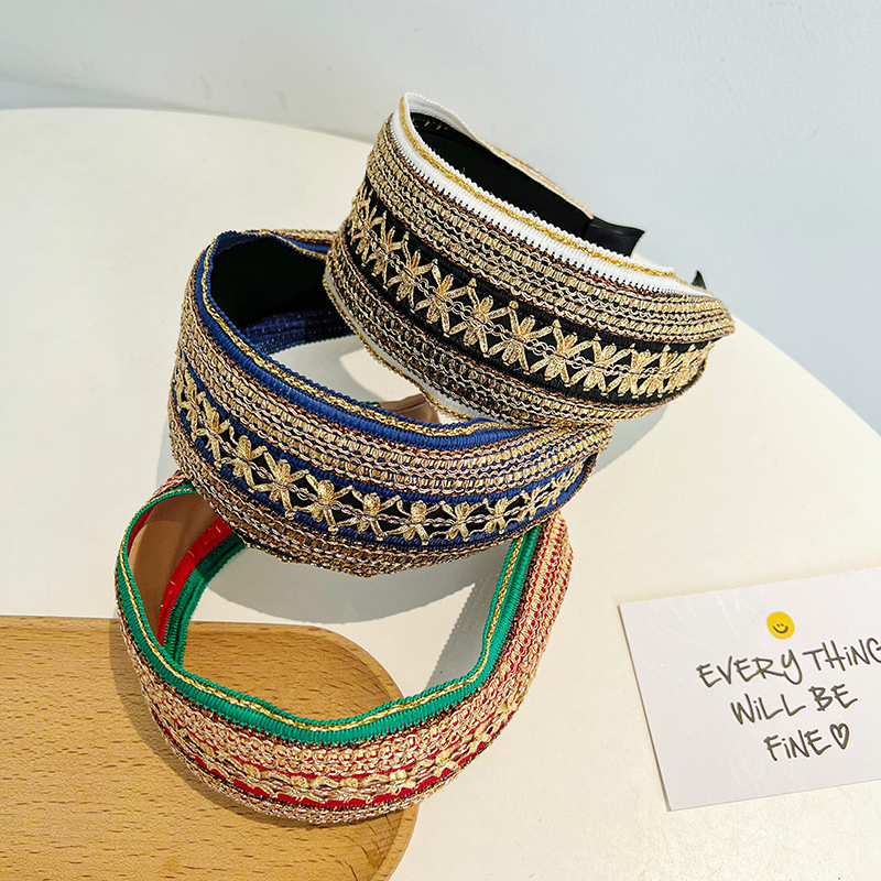 Accessori per capelli per gioi - Embroidery Gold recensione e prezzo