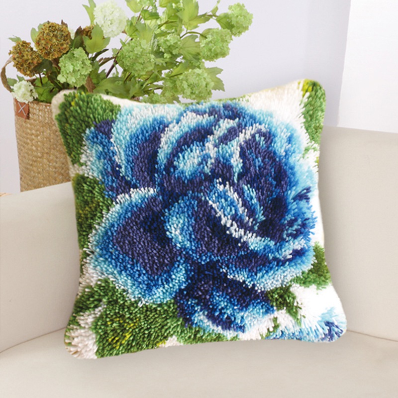 Kit Fai da Te per Ricamo a Unc - Embroidery Roses recensione e prezzo
