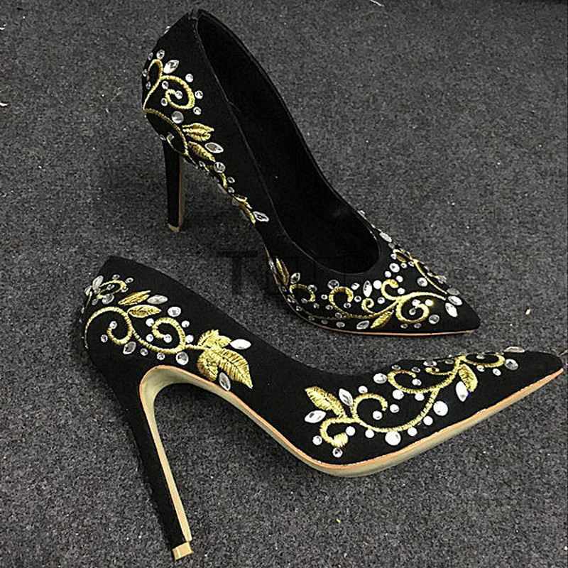 Décolleté con lama ricamata co - Embroidery Gold recensione e prezzo