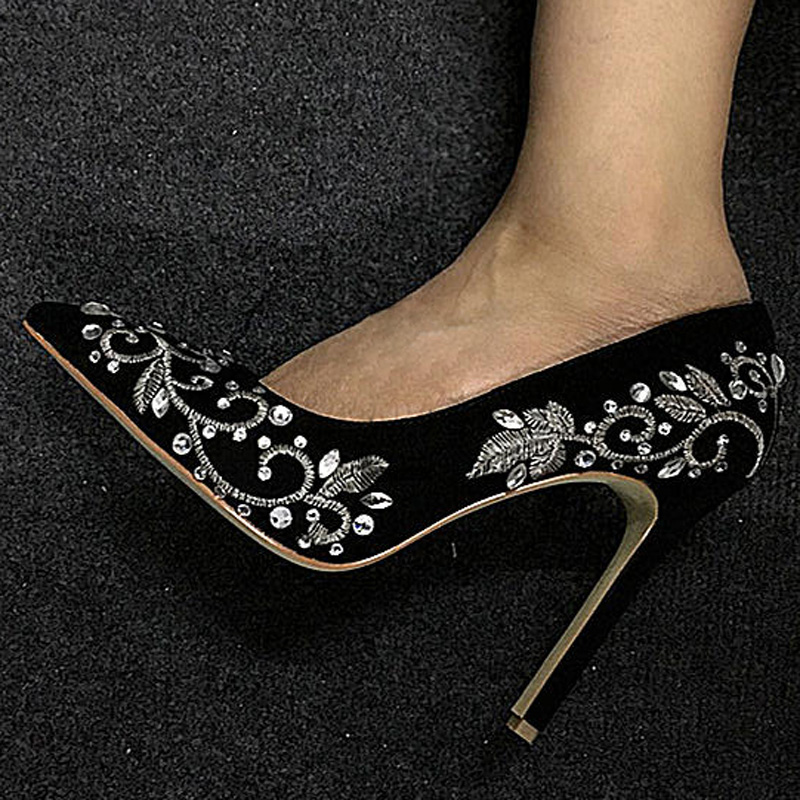 Décolleté con lama ricamata co - Embroidery Gold recensione e prezzo