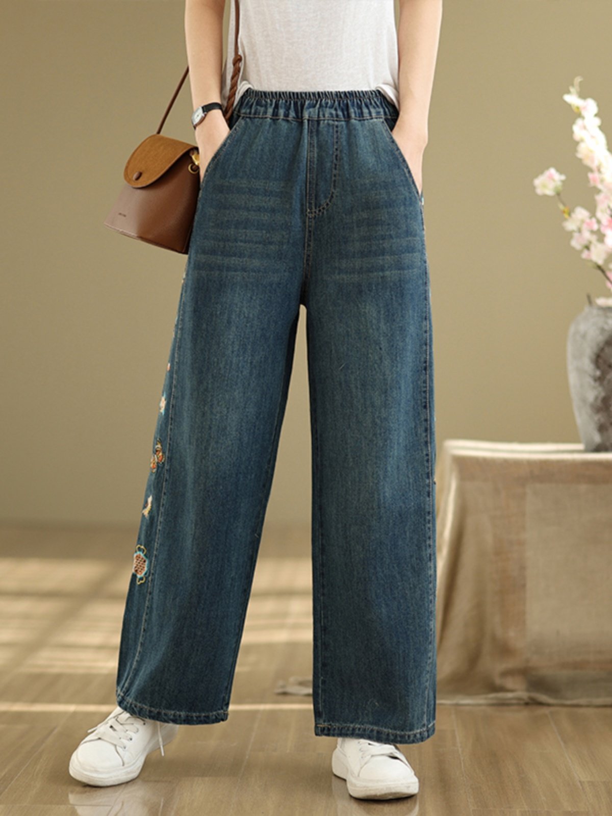 Jeans da Donna con Ricamo Flor - Embroidery Unique Design recensione e prezzo