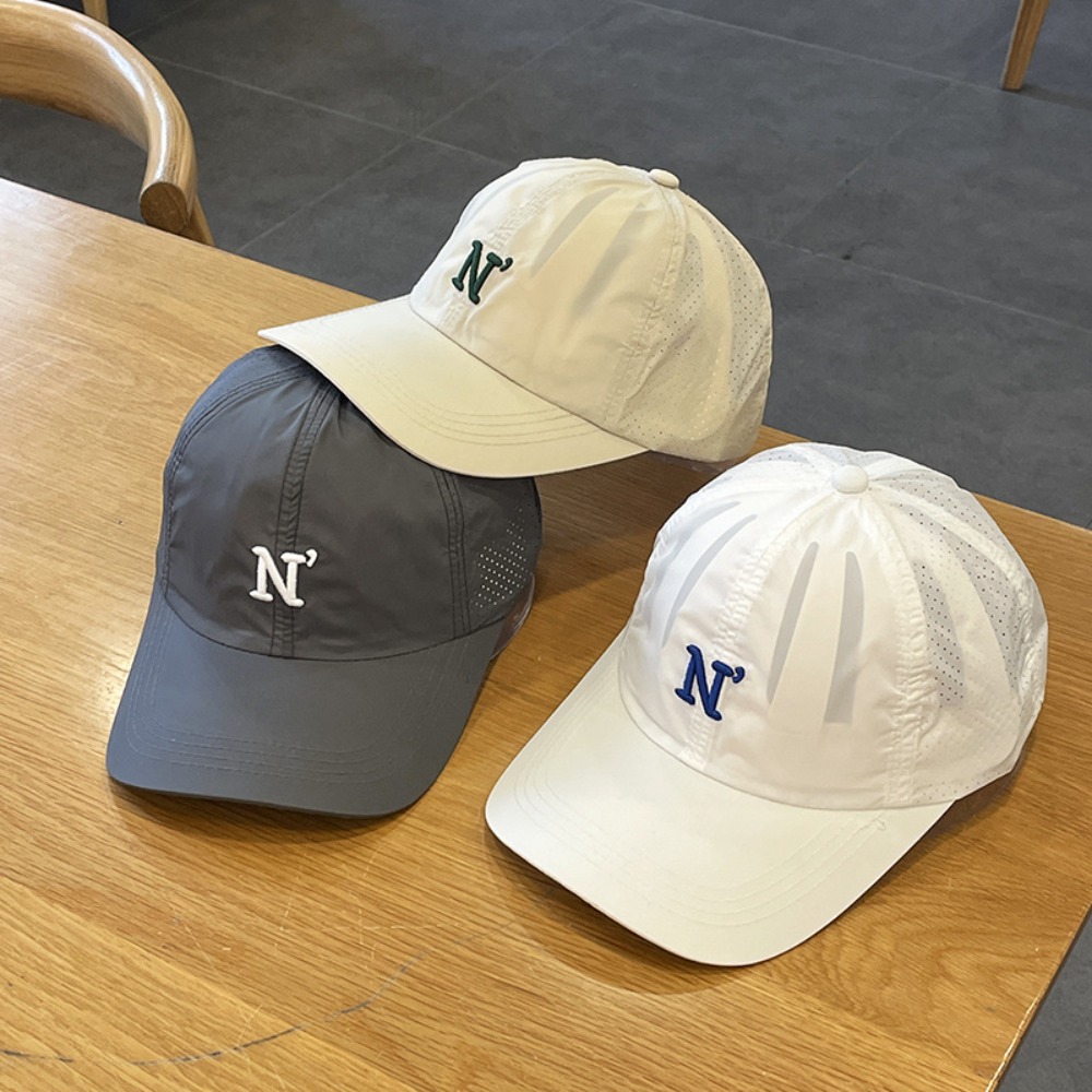 Cappellino da Baseball con Ric - Embroidery Letter N recensione e prezzo
