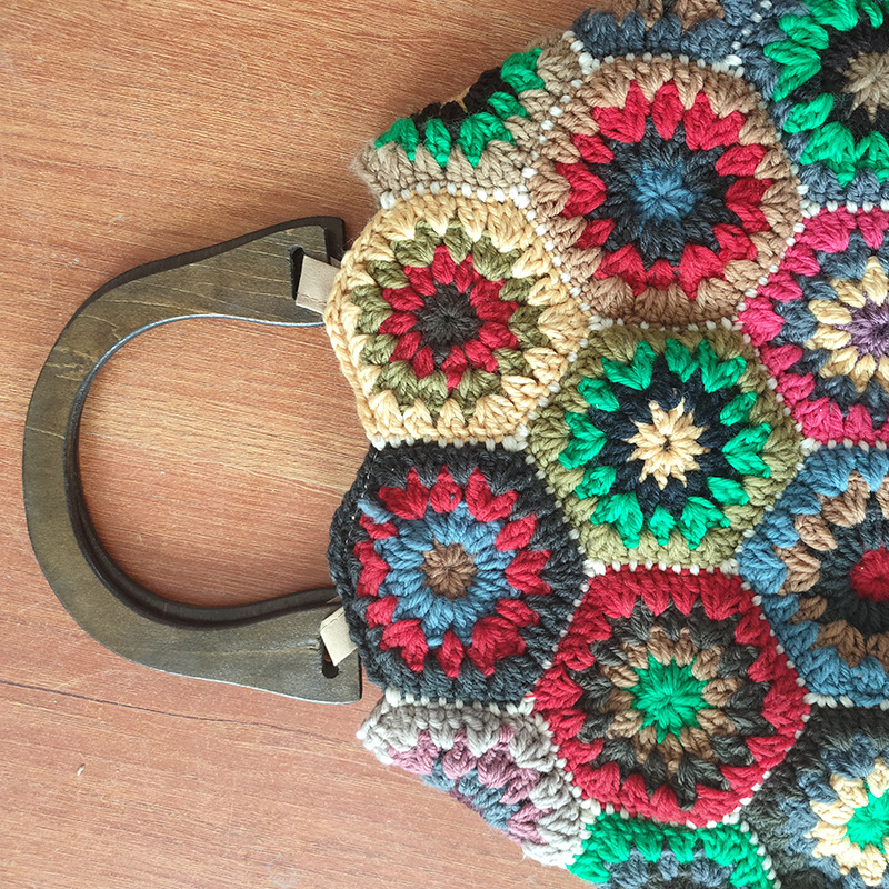 Borse da Donna Bohemian Granny - Embroidery Kit Pouch recensione e prezzo